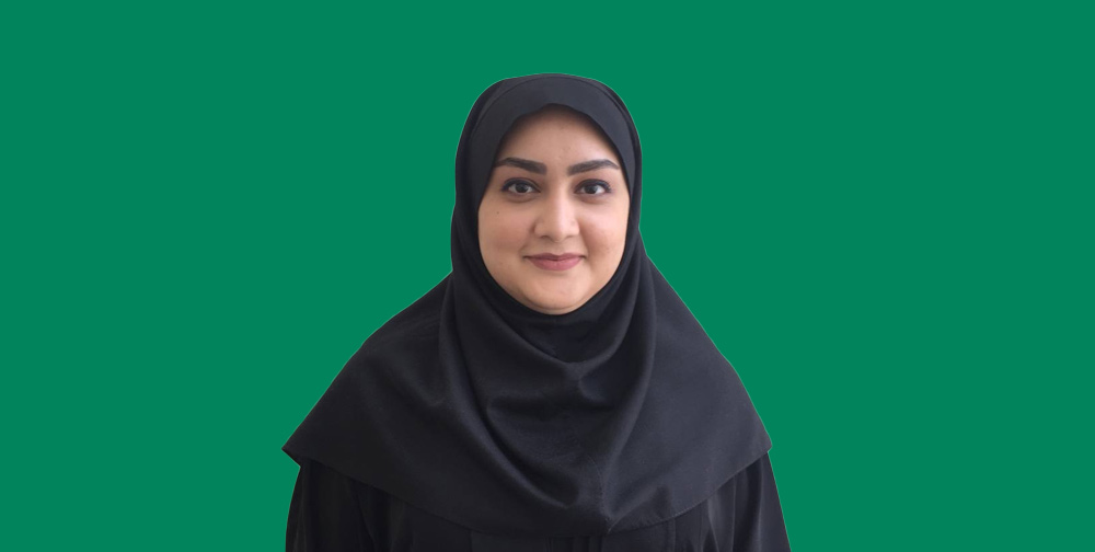 زهرا سعیدی دبیر زبان
