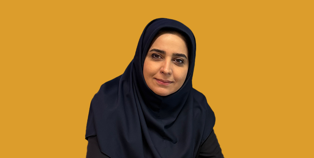 پریسا دولت آبادی معلم پایه چهارم